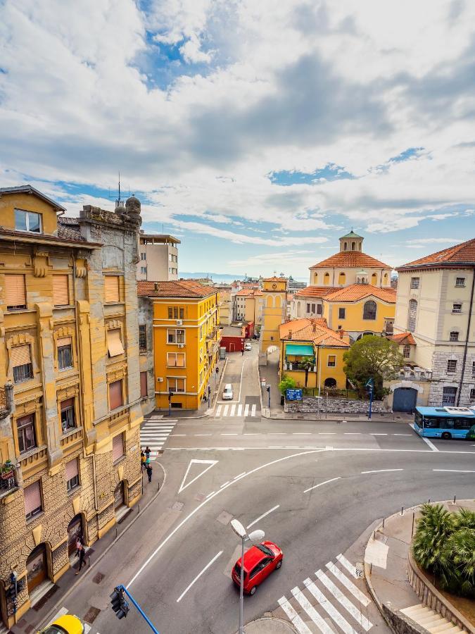 Grand Apartment In Strict Center Of Rijeka Exterior photo
